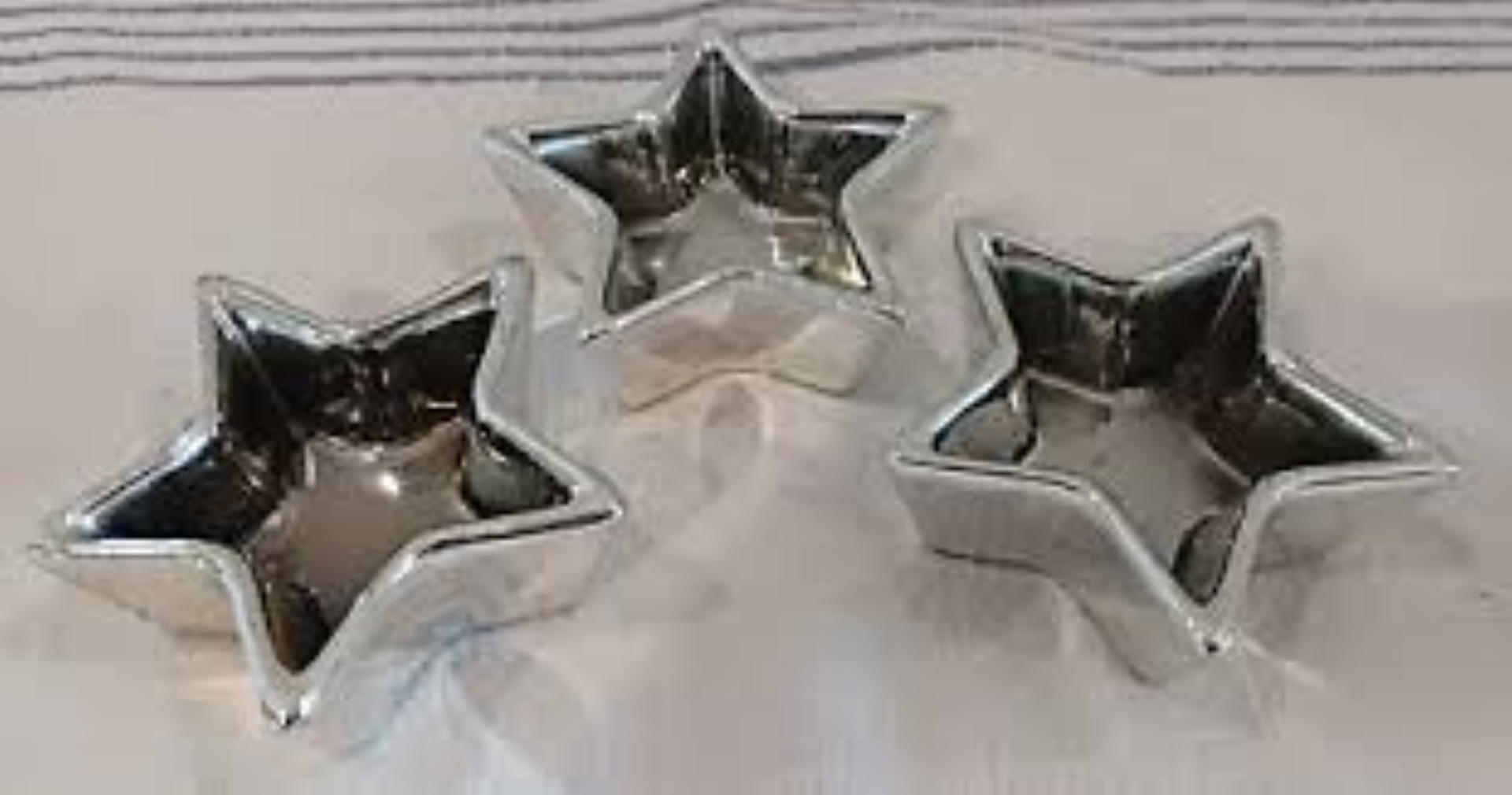 CERAMIC STAR CANDLE HOLDERS SILVER